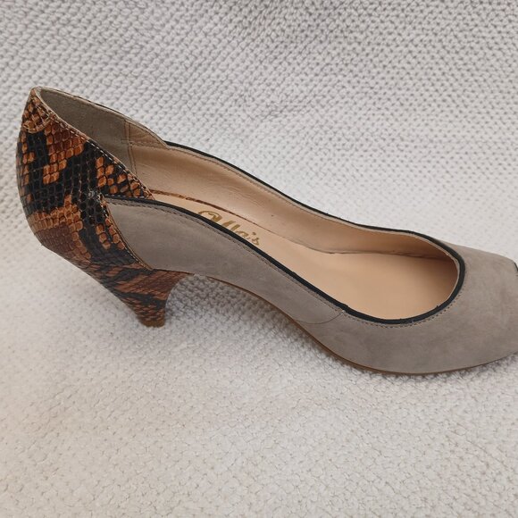 Classy pumps in beige and croco - Picture 5 of 6